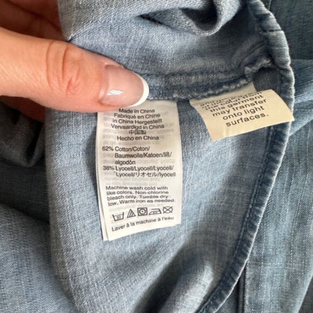 Madewell Medium Wash Tie Front Denim Chambray blouse Small - Picture 4 of 4
